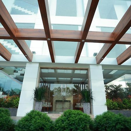 The Gold Hotel Palakkad Εξωτερικό φωτογραφία