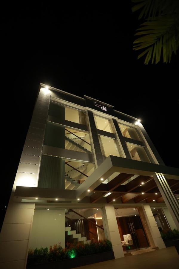 The Gold Hotel Palakkad Εξωτερικό φωτογραφία