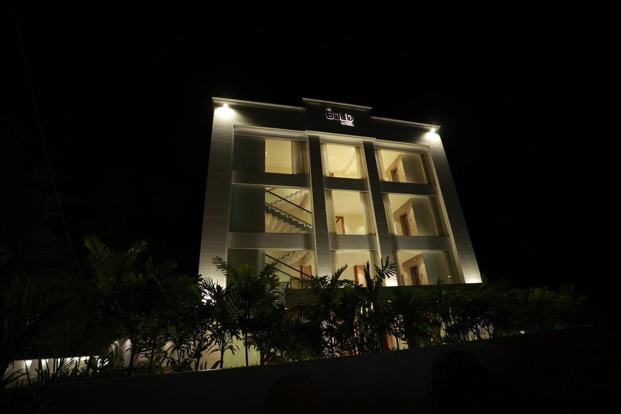The Gold Hotel Palakkad Εξωτερικό φωτογραφία