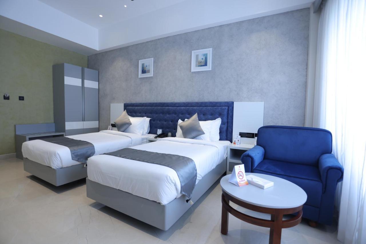 The Gold Hotel Palakkad Εξωτερικό φωτογραφία